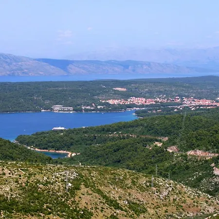 8726b * Stari Grad (Hvar)